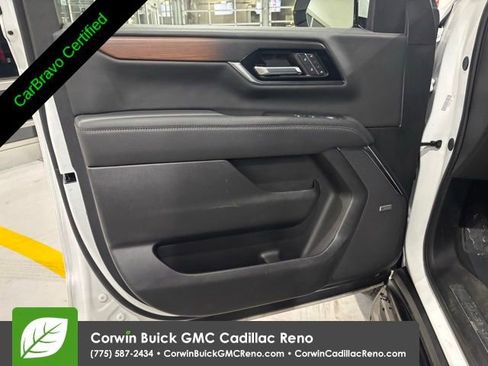 Certified 2025 GMC Yukon Denali AWD/4WD image 12