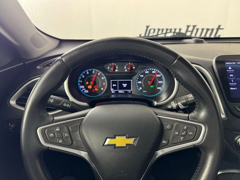 Used 2022 Chevrolet Malibu RS image 20