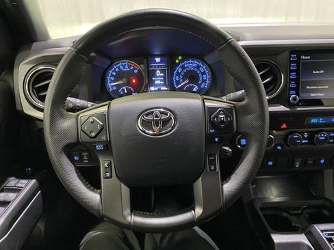Certified 2023 Toyota Tacoma TRD Off-Road image 17