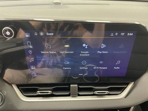 New 2026 Chevrolet Equinox LT w/ Safety and Technology Package AWD/4WD image 3