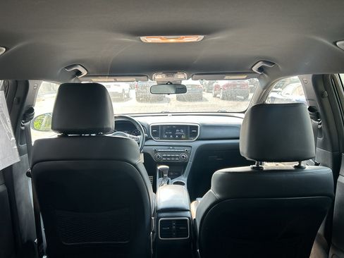 Used 2020 Kia Sportage S FWD image 11