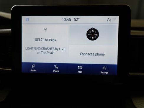 Used 2020 Ford Explorer XLT w/ Equipment Group 202A AWD/4WD image 27