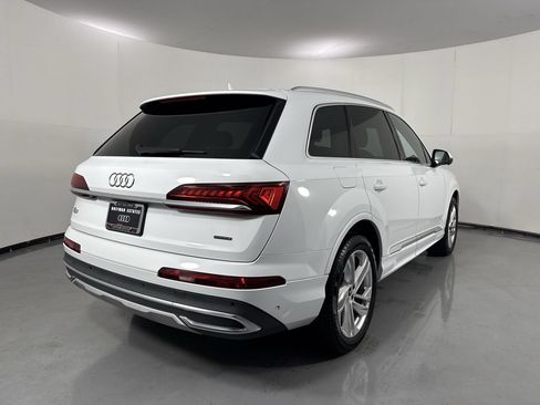 Used 2023 Audi Q7 2.0T Premium w/ Convenience Package AWD/4WD image 35