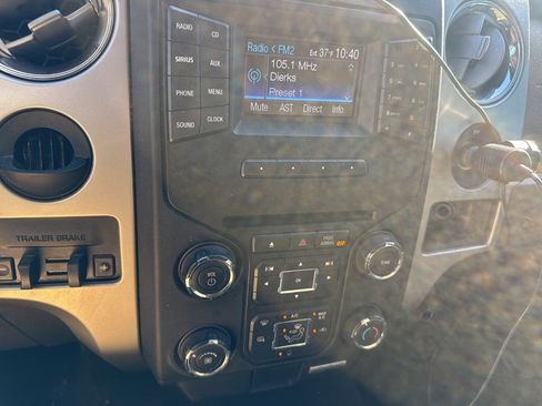 Used 2013 Ford F150 XLT w/ XLT Chrome Pkg image 16