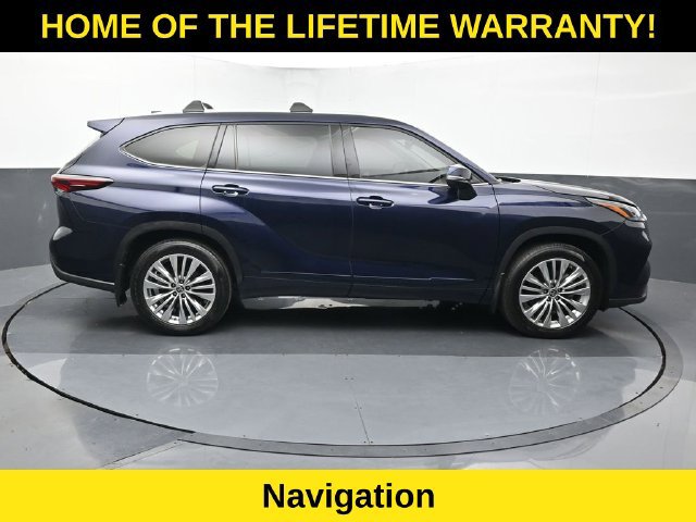 Used 2025 Toyota Highlander Platinum AWD/4WD image 7
