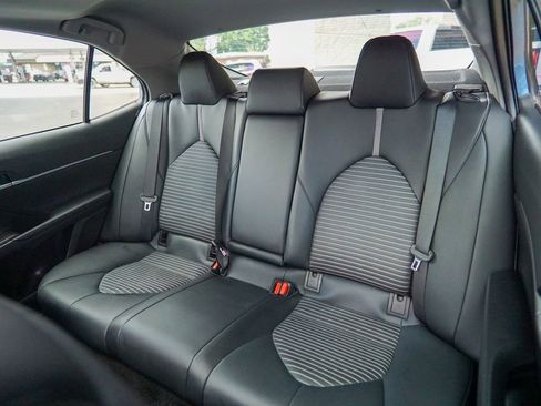 Used 2023 Toyota Camry SE w/ Convenience Package FWD image 28