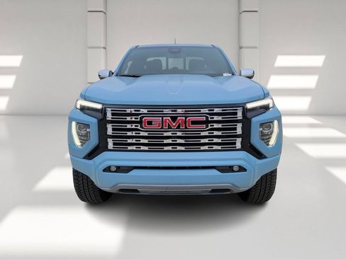 New 2026 GMC Canyon Denali image 2