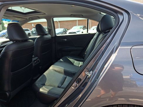 Used 2016 Honda Accord EX-L image 10