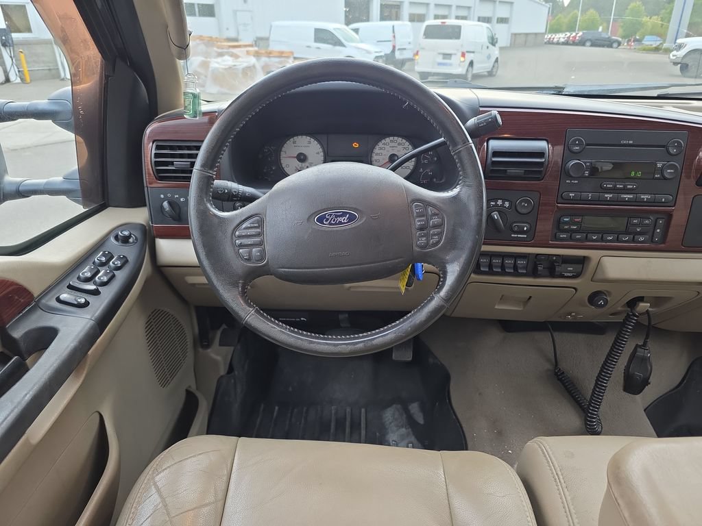 Used 2006 Ford F350 Lariat AWD/4WD image 7