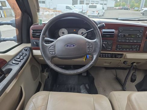 Used 2006 Ford F350 Lariat AWD/4WD image 7