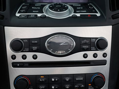 Used 2014 INFINITI Q60 Convertible w/ Premium Package image 38