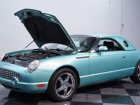 Used 2002 Ford Thunderbird image 25