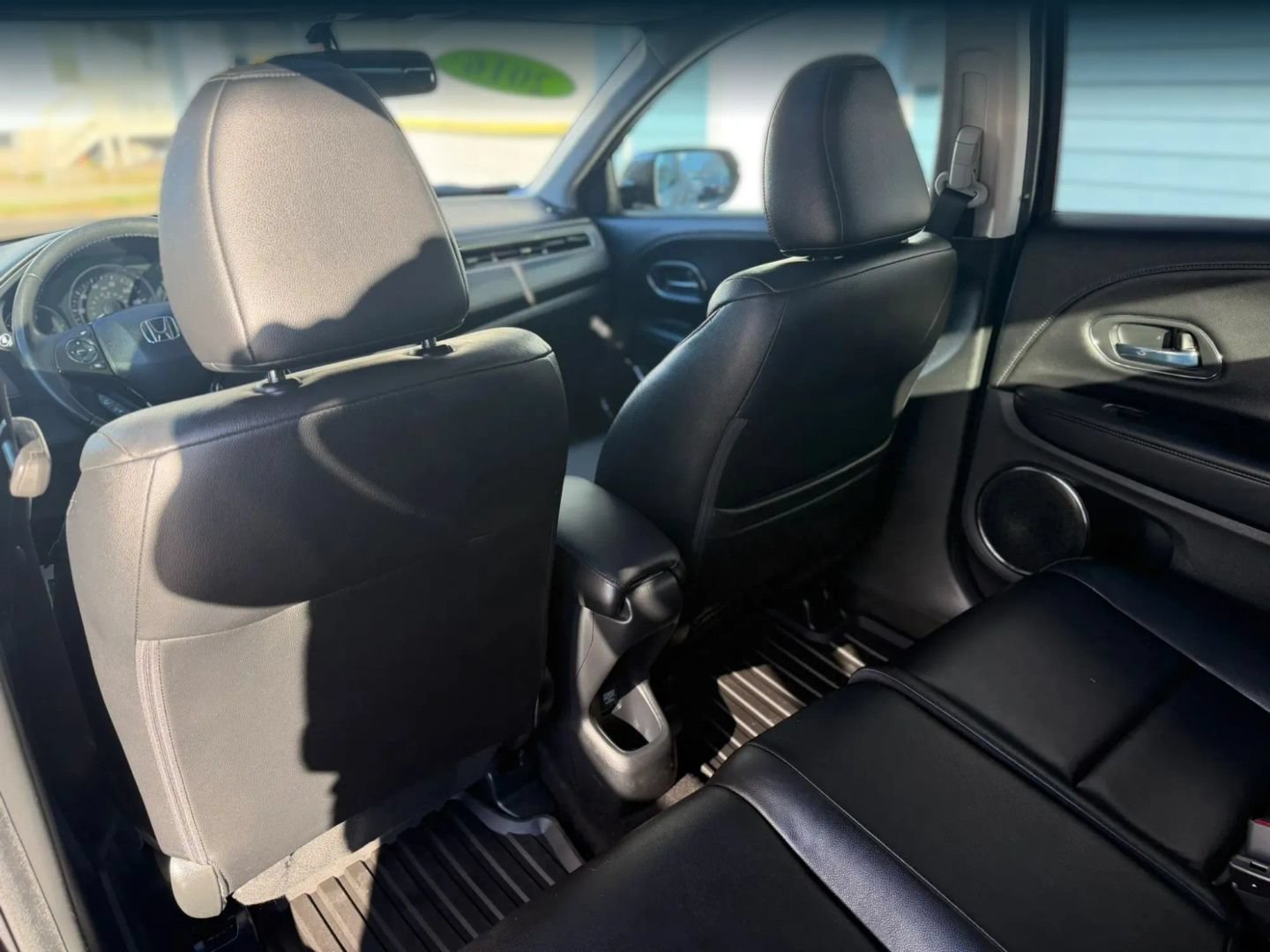 Used 2016 Honda HR-V EX-L image 19