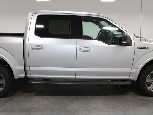 Used 2018 Ford F150 XLT w/ Equipment Group 302A Luxury image 11