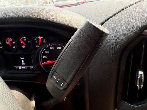 Used 2021 Chevrolet Silverado 1500 Custom Trail Boss w/ LPO, Dark Essentials Package image 18