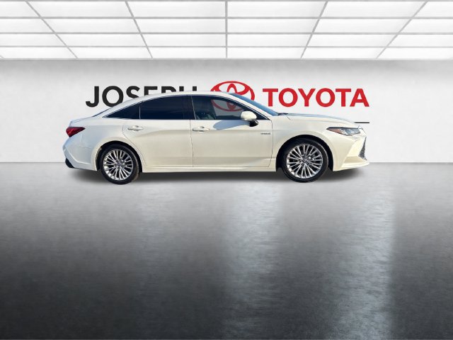 Used 2020 Toyota Avalon Limited w/ Advanced Safety Package FWD image 14