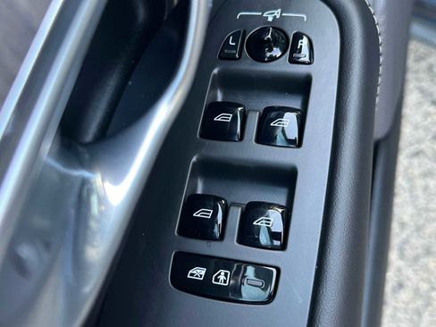 Certified 2024 Volvo XC90 T8 Ultimate w/ Protection Package Premier image 22