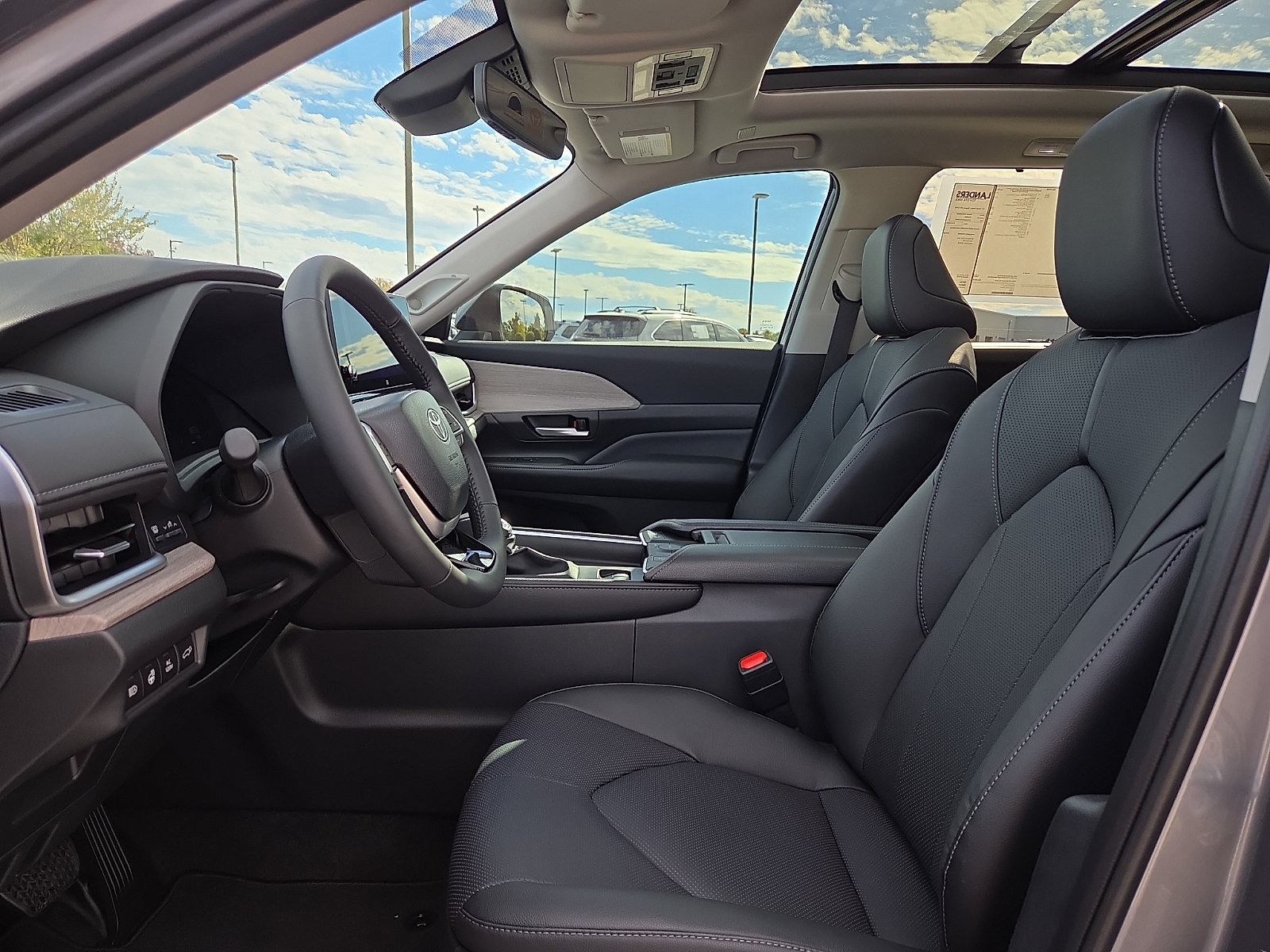 New 2026 Toyota Grand Highlander AWD Hybrid image 10