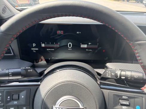 New 2026 Nissan Kicks SR w/ SR Premium Package FWD image 13