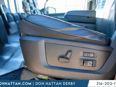 Used 2018 RAM 1500 Laramie w/ Convenience Group image 15