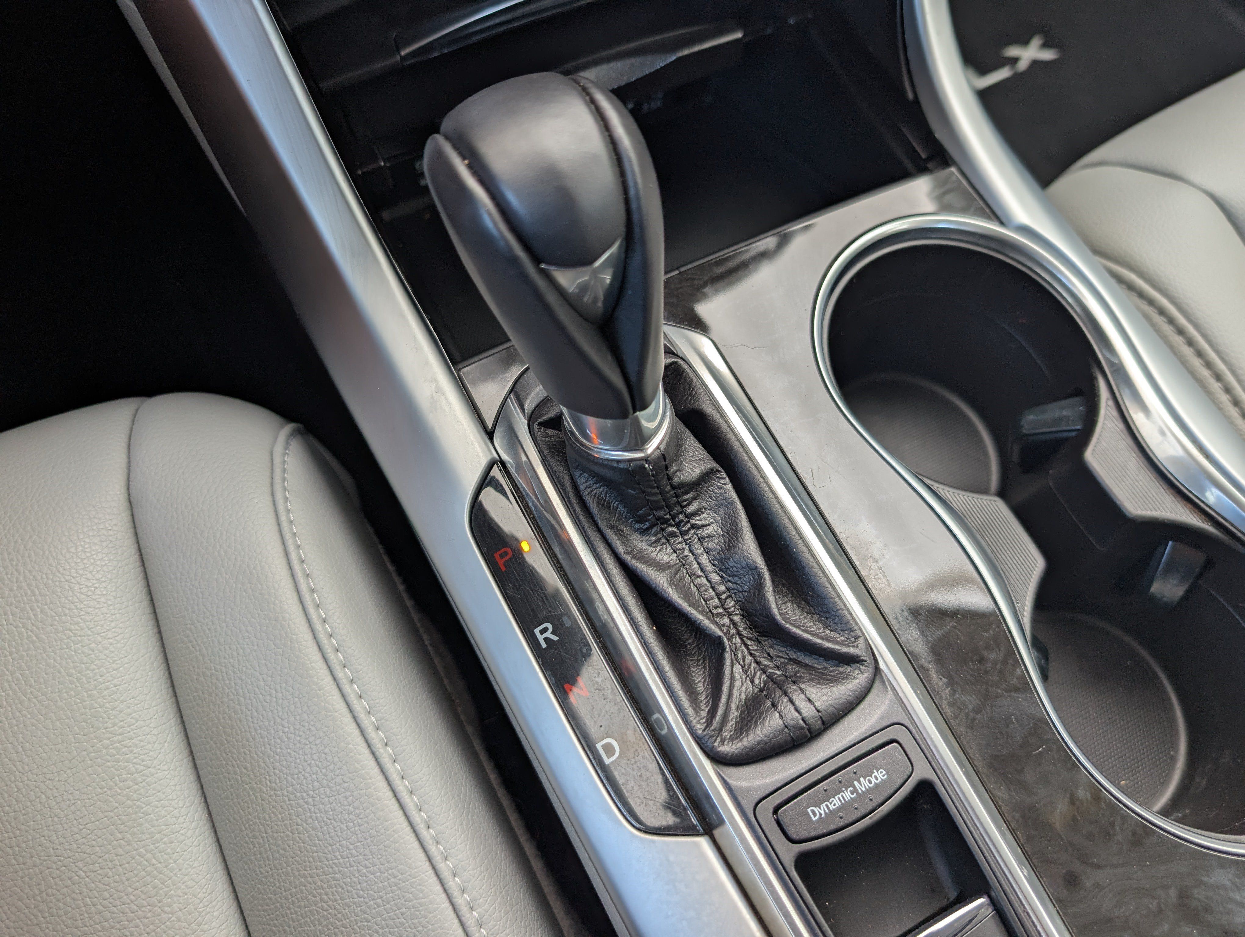 Used 2020 Acura TLX FWD image 30