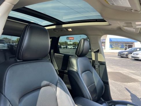 Used 2020 Ford Escape SEL image 41