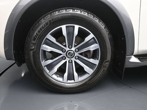 Used 2019 Nissan Armada SL w/ Premium Package AWD/4WD image 6