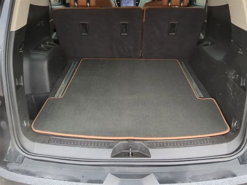 Used 2017 GMC Acadia SLT image 39