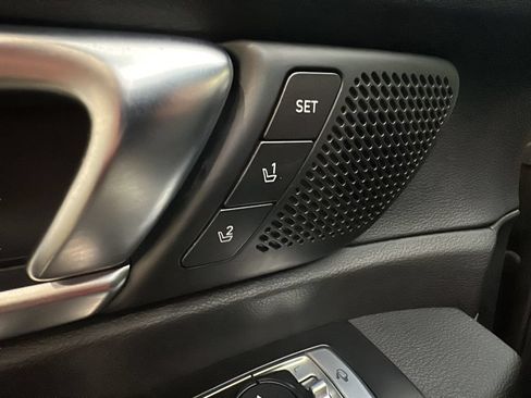 Used 2020 Kia Telluride SX w/ SX Prestige Package AWD/4WD image 13