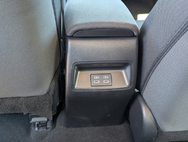 Used 2025 Toyota Corolla LE FWD image 26