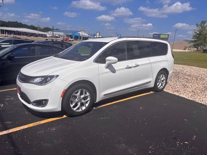 Used 2020 Chrysler Pacifica Touring-L