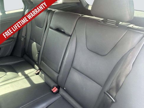 Used 2017 Volvo V60 T5 Cross Country Platinum AWD/4WD image 21