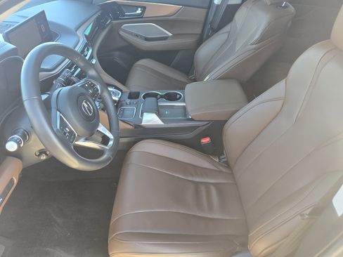 Used 2024 Acura MDX FWD w/ Technology Package image 11