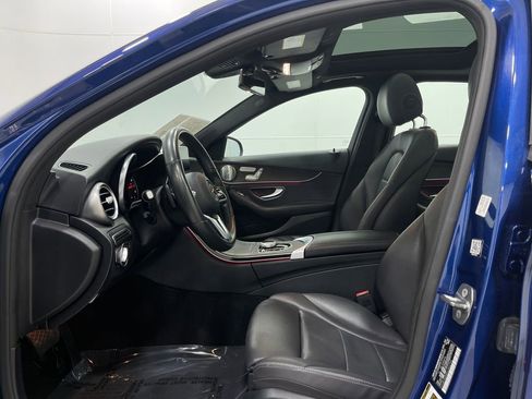 Used 2019 Mercedes-Benz C 300 4MATIC Sedan image 12