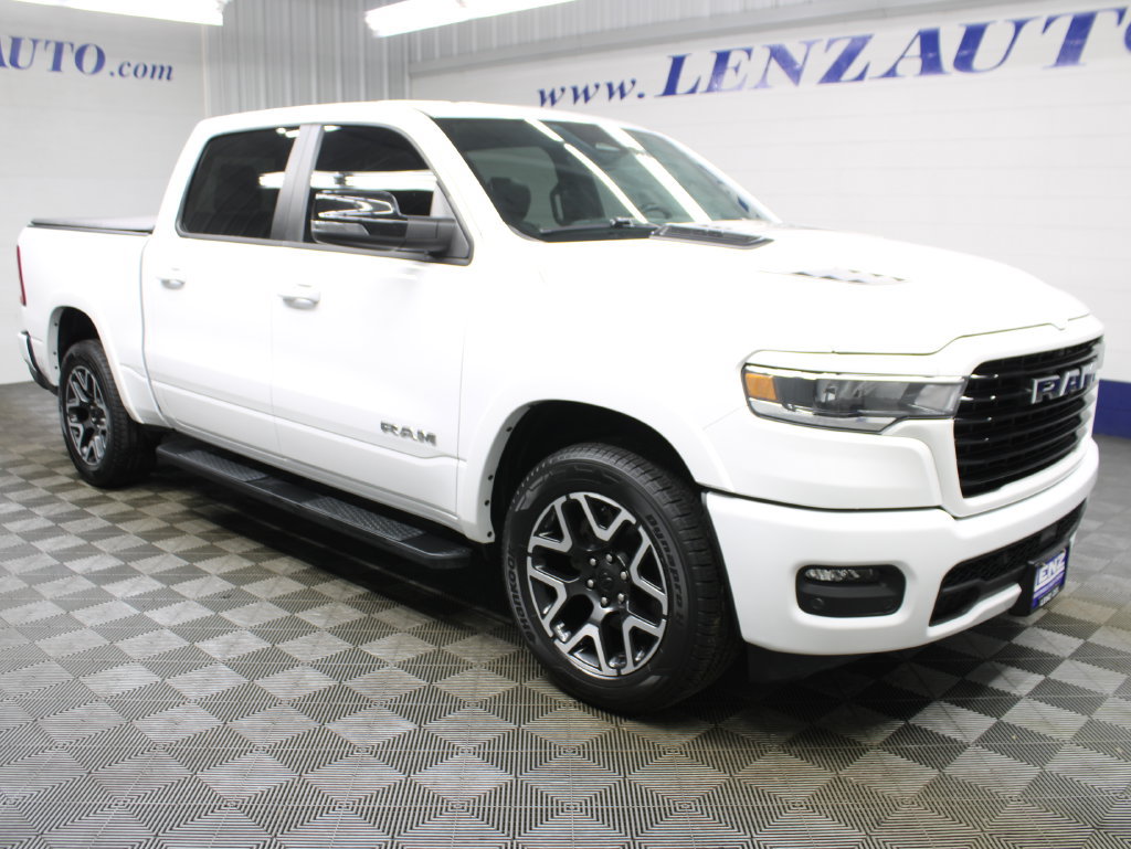 Used 2025 RAM 1500 Laramie w/ Sport Appearance Package AWD/4WD image 3