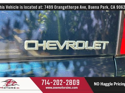 Used 2004 Chevrolet Suburban LT w/ Preferred Equipment Group image 54