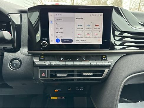 Used 2025 Toyota Camry XSE image 15