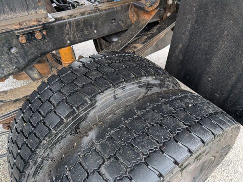 Used 2022 Ford F550 4x4 Regular Cab Super Duty w/ Power Equipment Group image 39