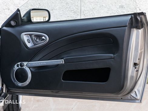 Used 2005 Aston Martin Vanquish S image 31