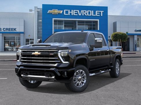 New 2026 Chevrolet Silverado 2500 LT w/ Z71 Chrome Sport Edition AWD/4WD image 7
