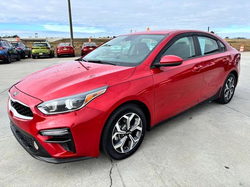 Used 2021 Kia Forte LXS image 8