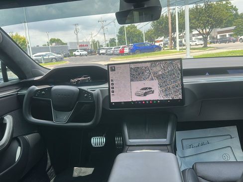 Used 2021 Tesla Model S Plaid AWD/4WD image 11