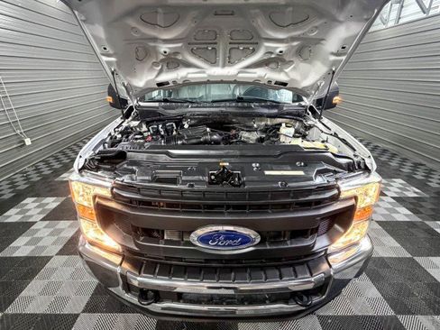 Used 2022 Ford F250 XL w/ Power Equipment Group image 36