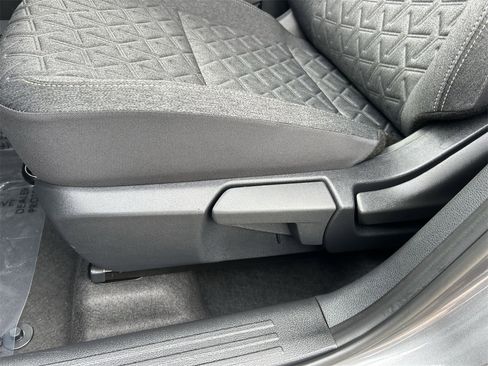 New 2026 Nissan Kicks SV image 27