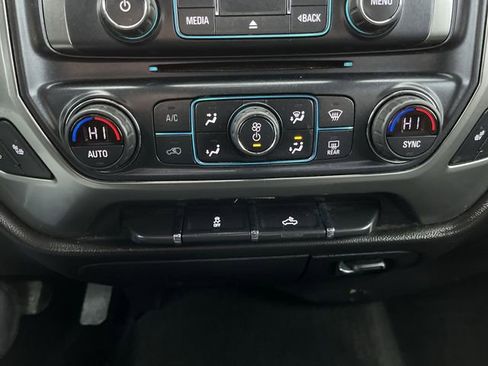 Used 2018 Chevrolet Silverado 1500 LT w/ All Star Edition image 18