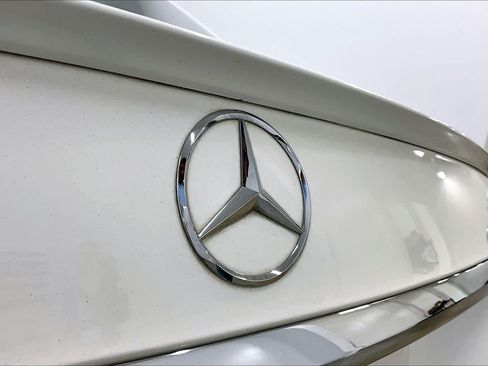 Used 2019 Mercedes-Benz S 560 Sedan image 30