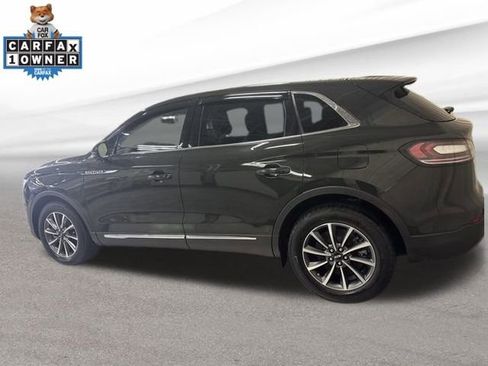Used 2022 Lincoln Nautilus AWD image 5