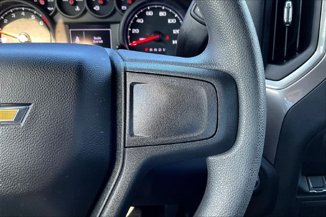 Used 2026 Chevrolet Silverado 1500 Custom w/ Turbomax Blackout Package AWD/4WD image 13