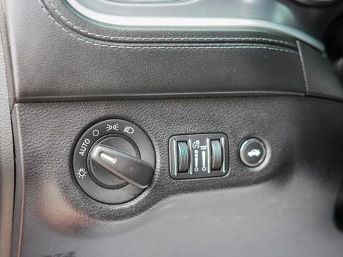 Used 2020 Dodge Charger Scat Pack RWD image 12