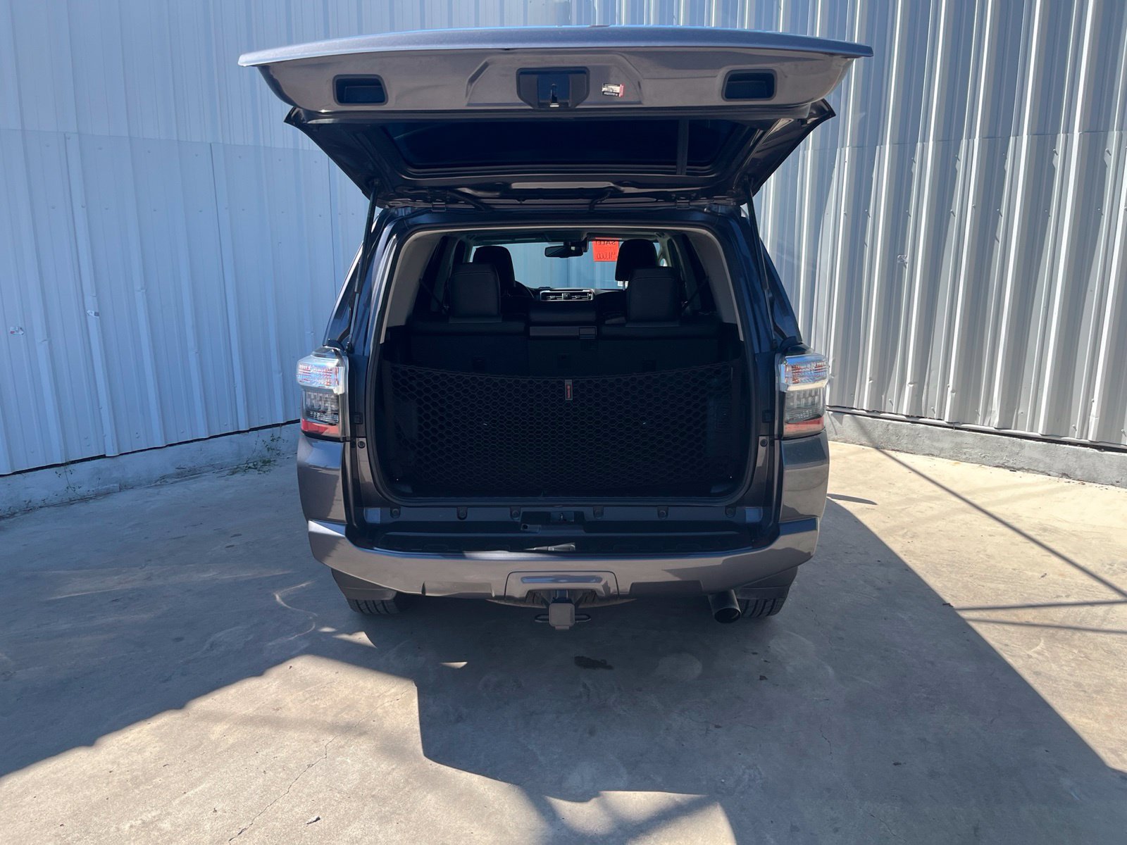 Used 2022 Toyota 4Runner SR5 Premium w/ Moonroof Package RWD image 8